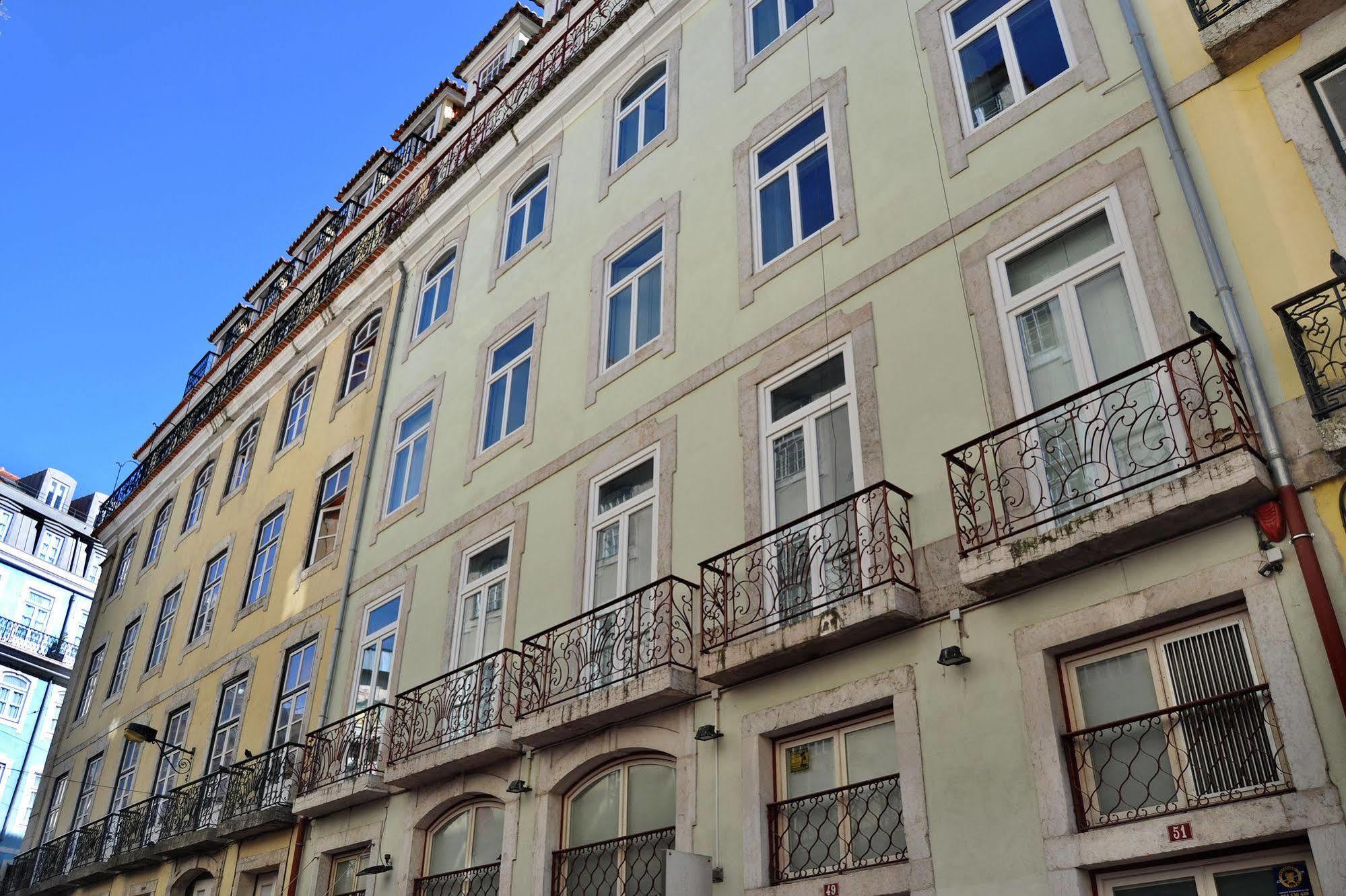 Freedom Serviced Apartments - Cais Do Sodre Lisbon Exterior photo